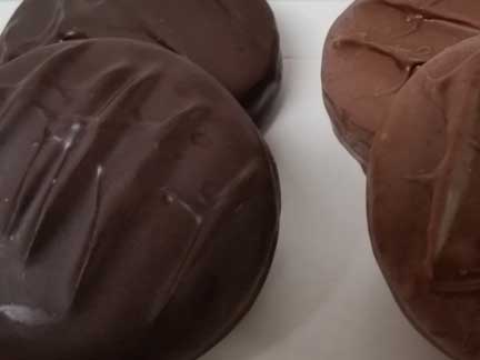 Chocolate Coated Genuine Oreo Cookies